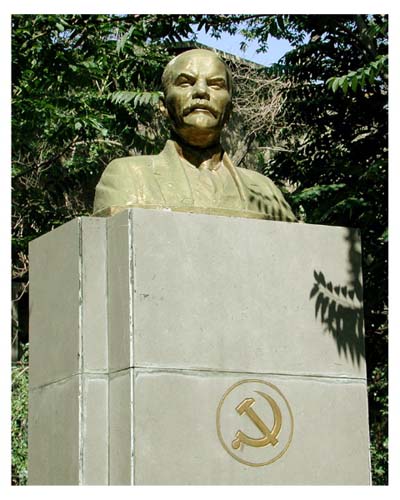Urumqi_OldLeninHead